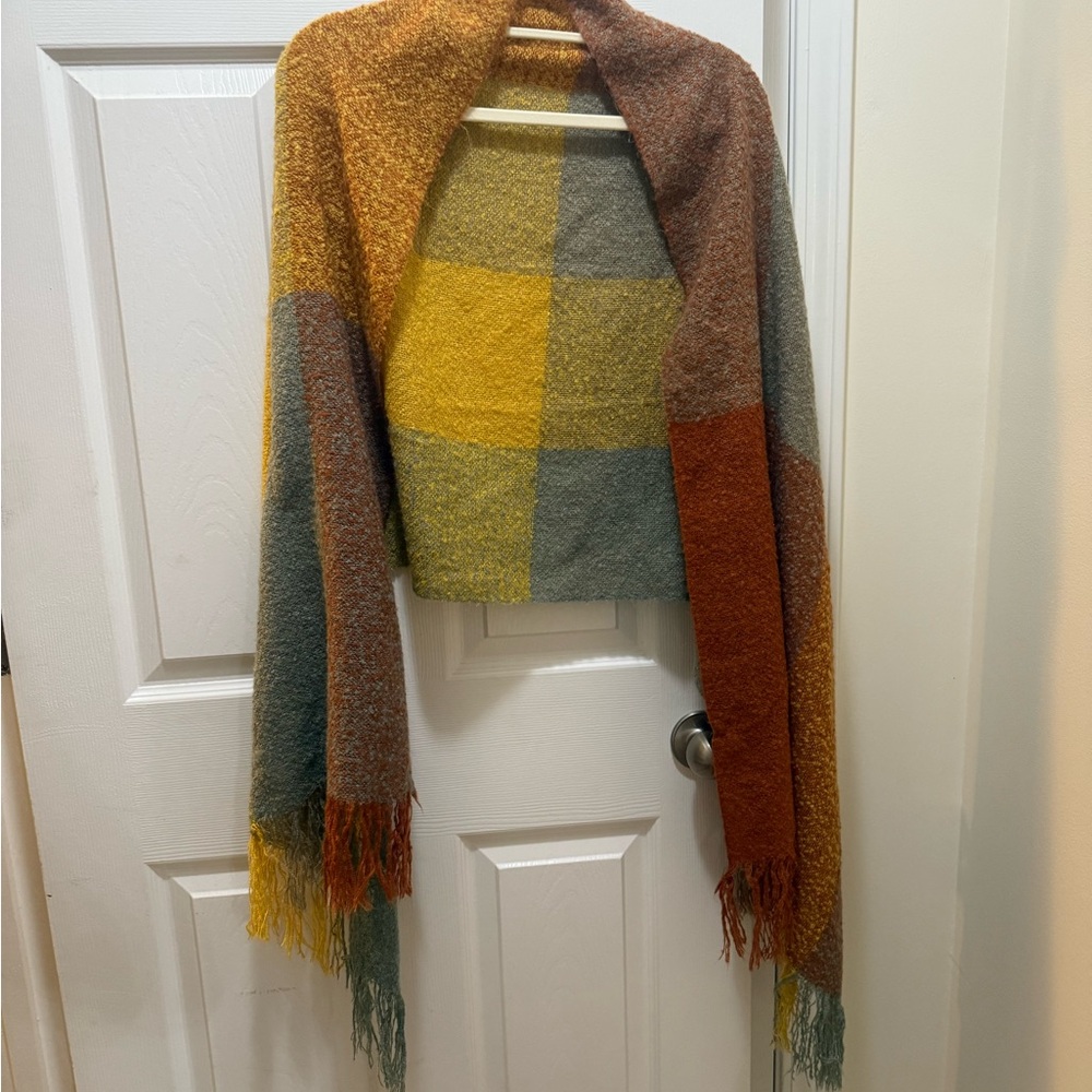 Multicolor Plaid Scarf - Picture 4 of 5